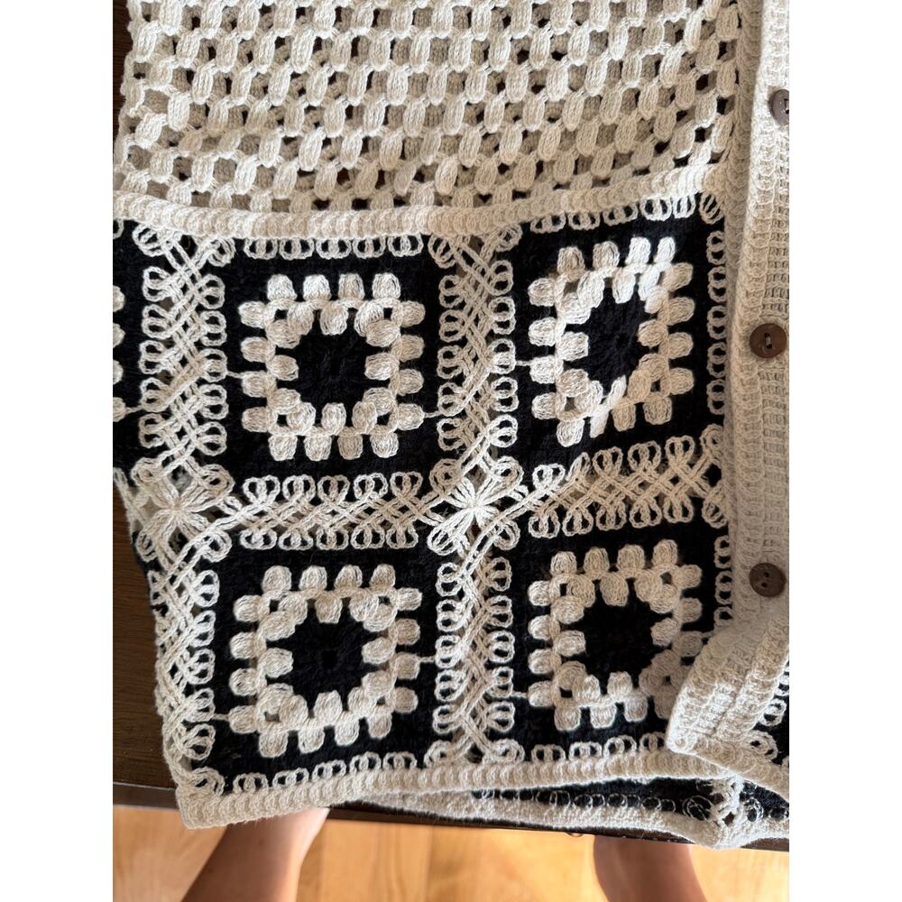 Morsecode Crochet Top - Picture 2 of 5
